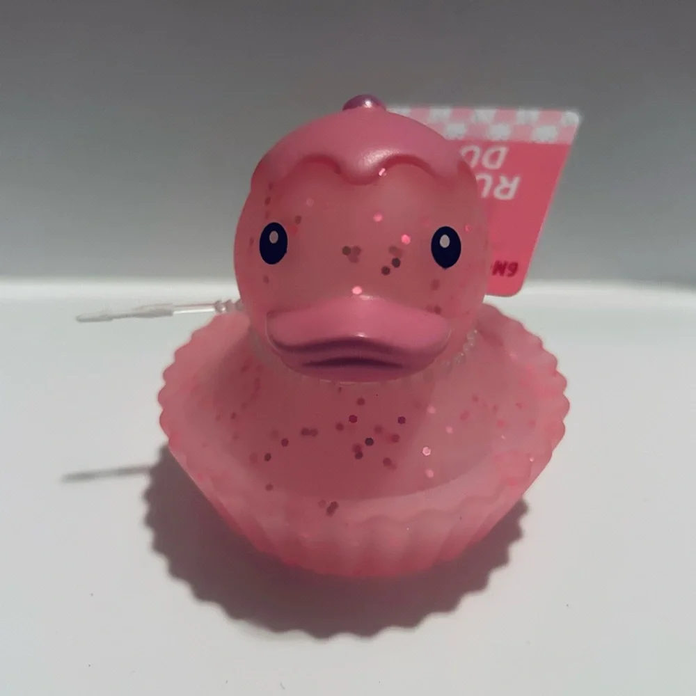 NEW!! Bullseye Playground Valentine’s Day Rubber Duck Set (Includes 5 Ducks)-NWT